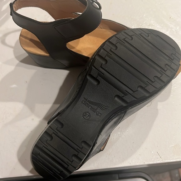 Dansko Tiana black leather sandals size 37 - Picture 3 of 6